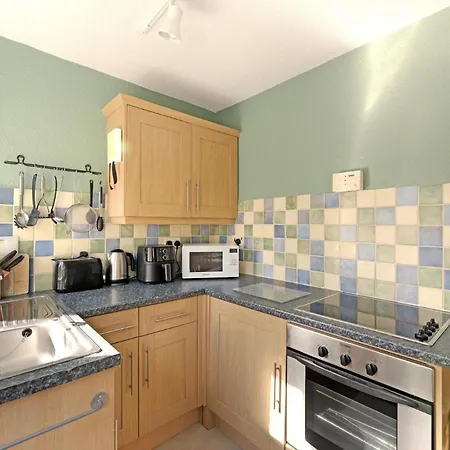2 Bed In Oc-lr141