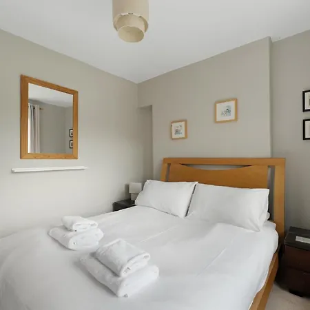 2 Bed In Oc-lr141 *